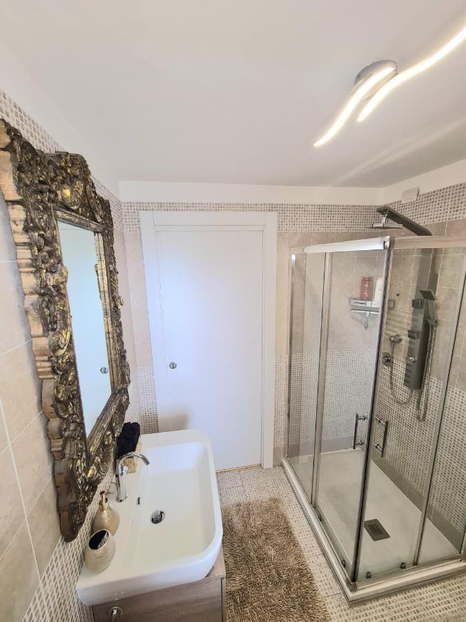 Penthouse Genneruxi Hotel Cagliari Kültér fotó