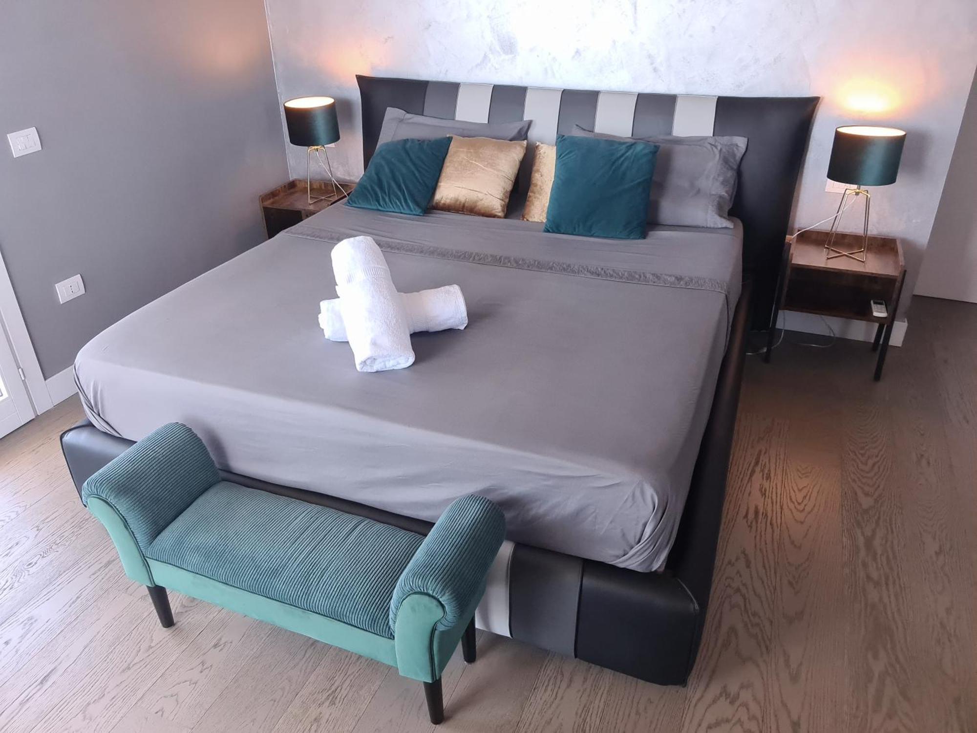 Penthouse Genneruxi Hotel Cagliari Kültér fotó